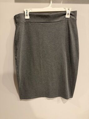 Classic Charcoal Knit Pencil Skirt - Women's